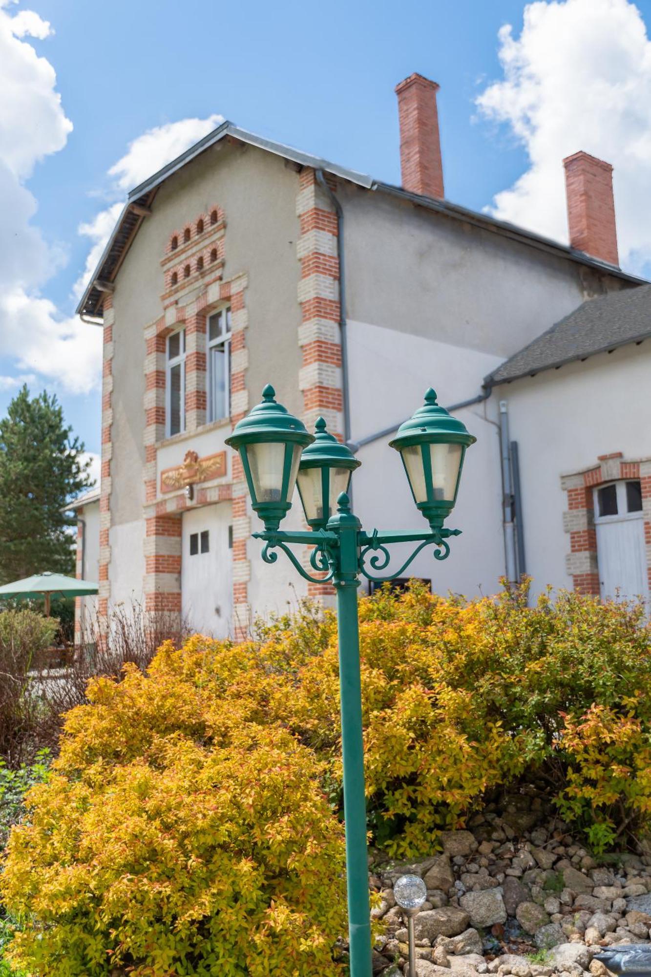 Chateau De Chazelpaud Saint-Bard Kültér fotó